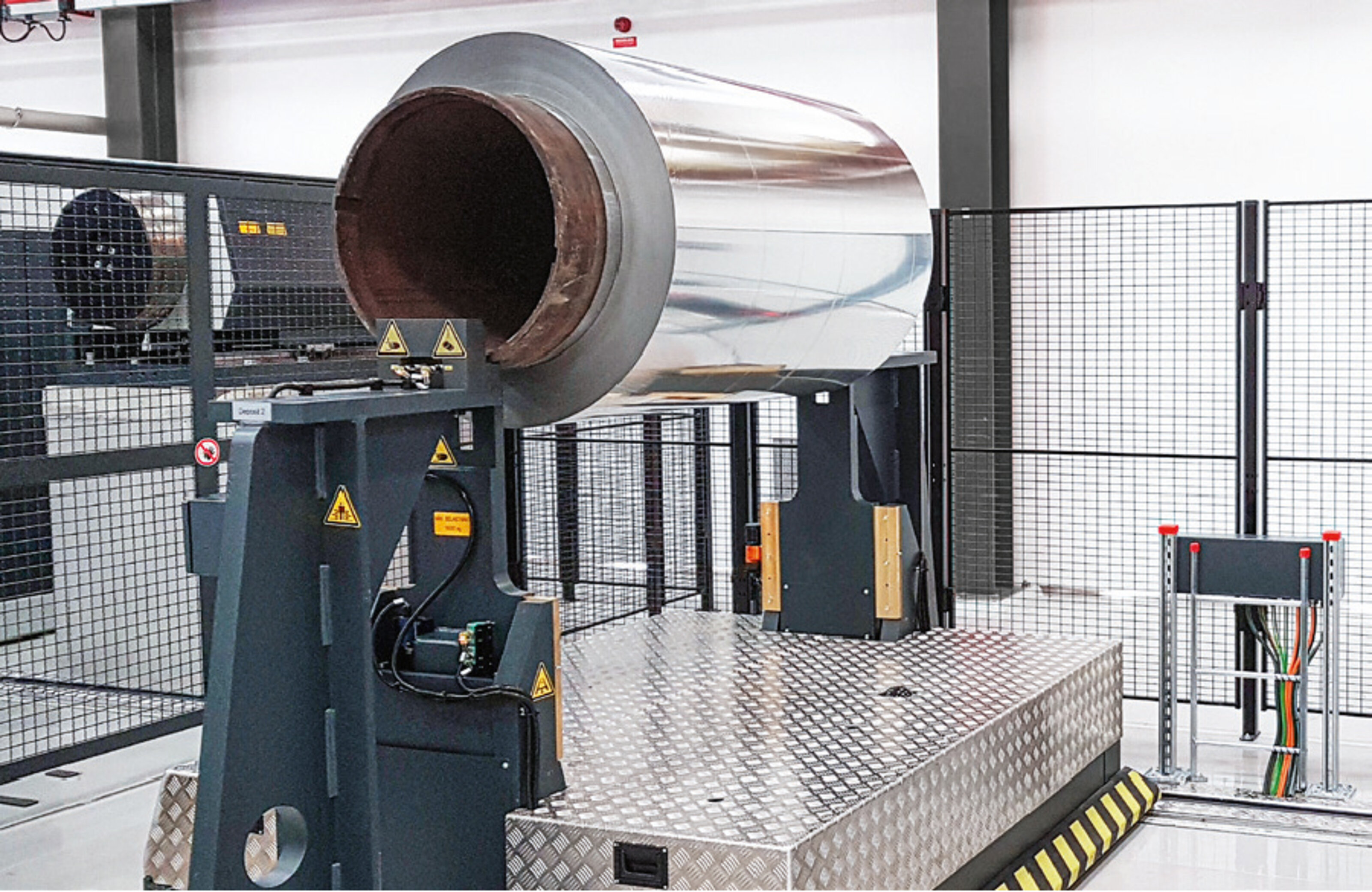 Spool Integration TechSlitter CHRO – Duplex Slitter - Kampf Machinery UK Ltd.